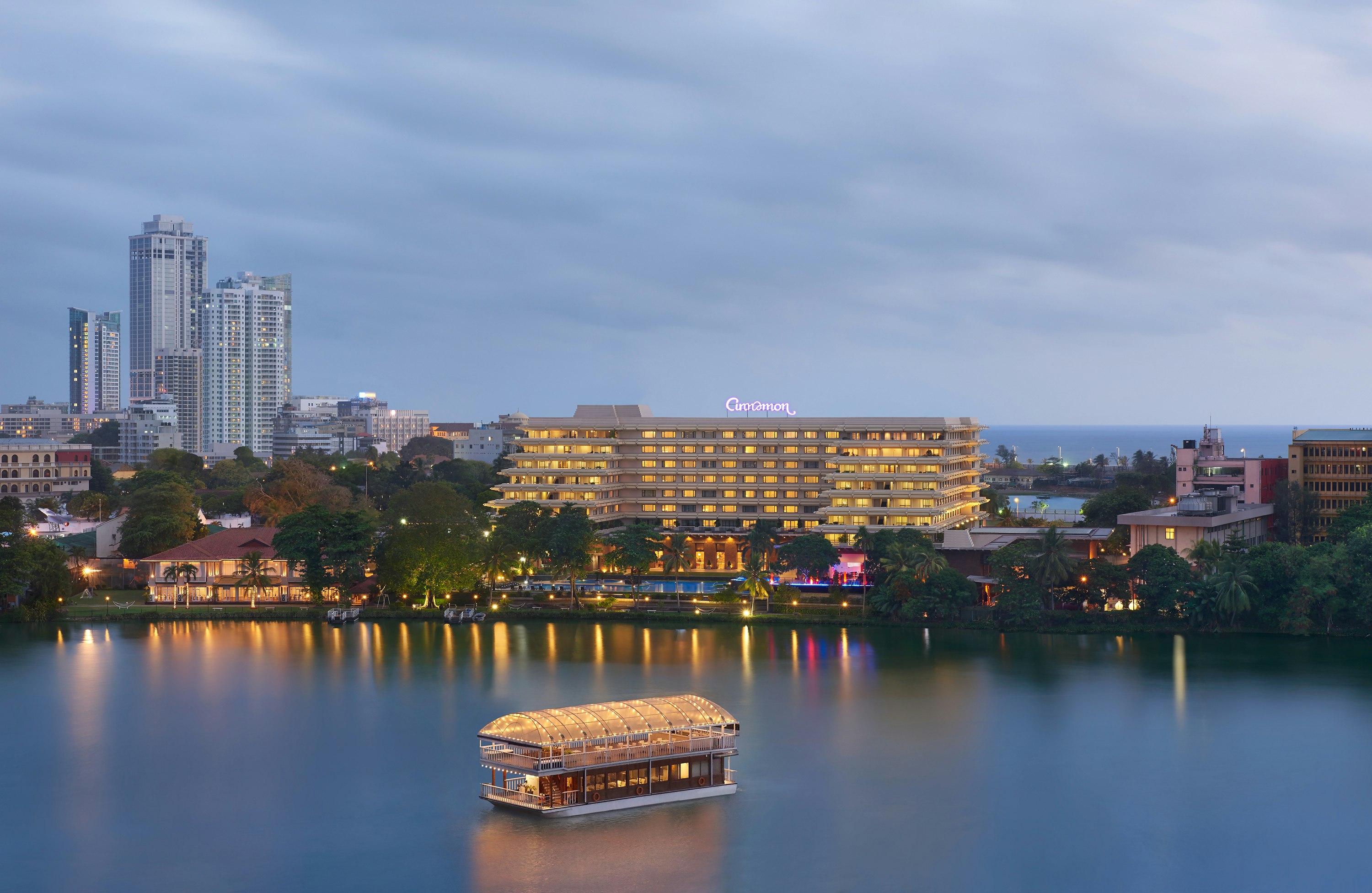 Cinnamon Lakeside Colombo 43/51
