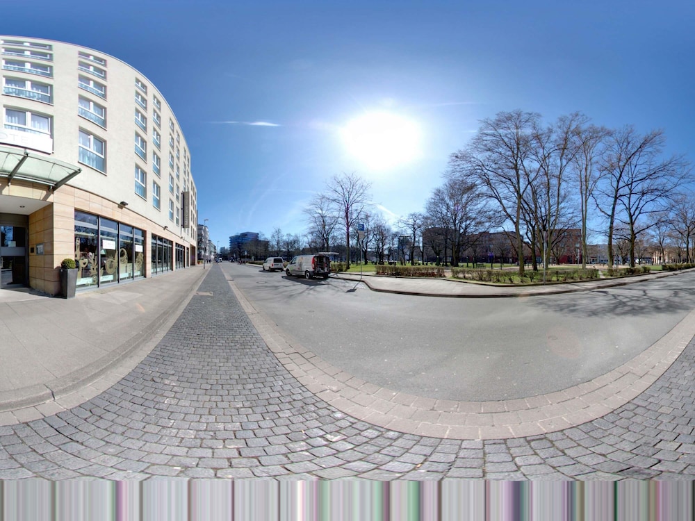 MERCURE HOTEL HANNOVER MITTE 70/79