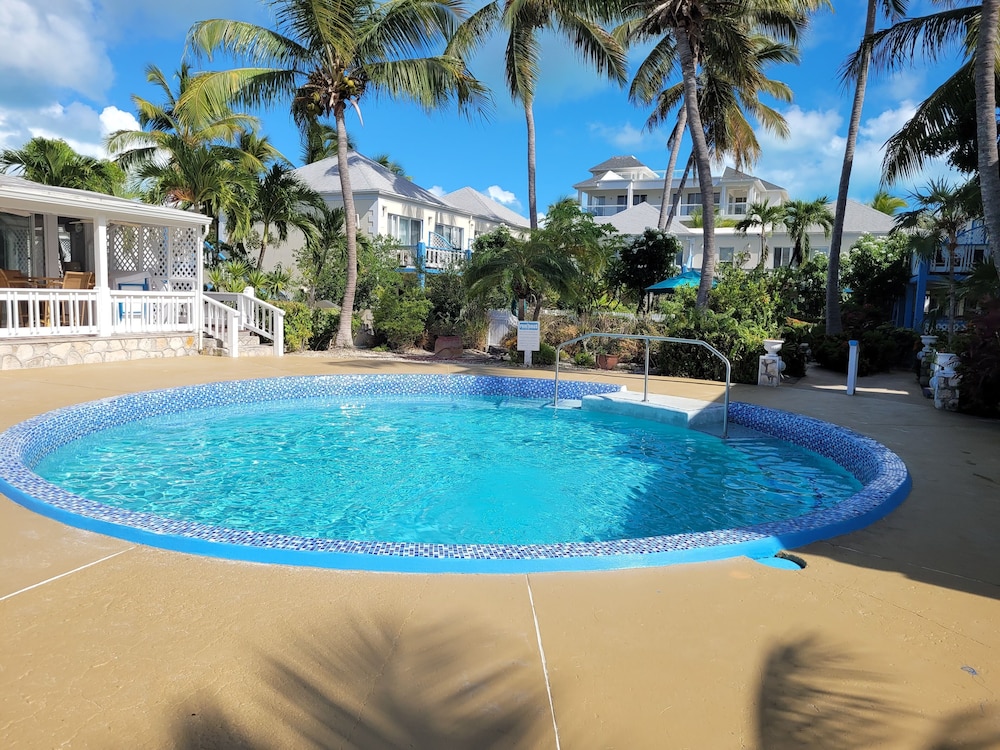 Sibonne Beach Hotel 3/62
