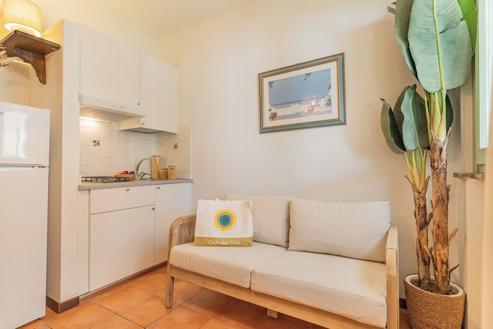 Club del Sole Le Mimose Family Resort 54/75