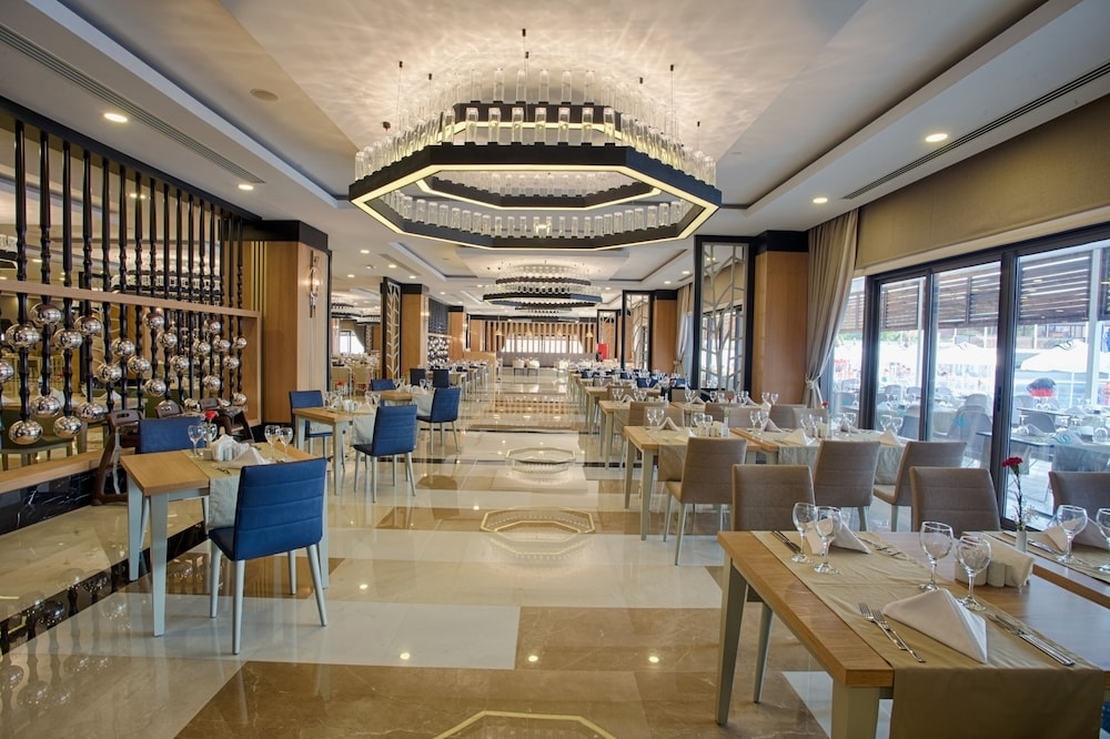 Sensitive Premium Resort & Spa 52/71