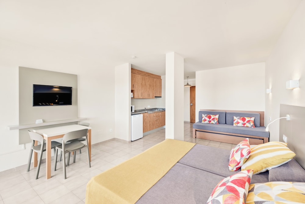 Vista Club Apartments 17/28