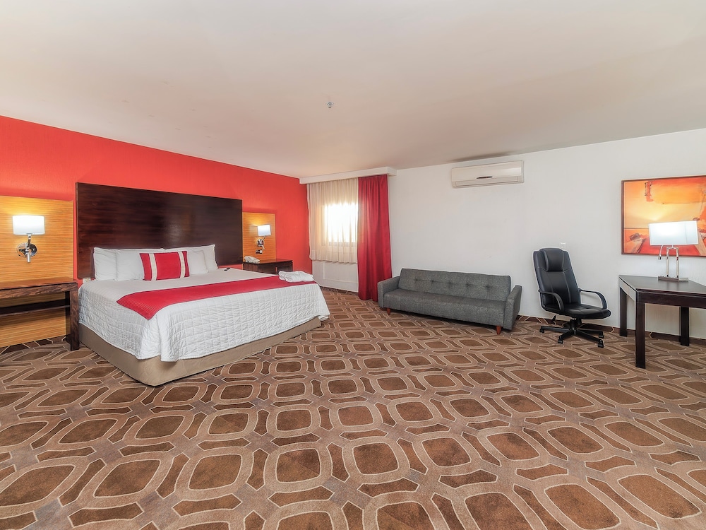 PARIS FC HOTEL 26/76