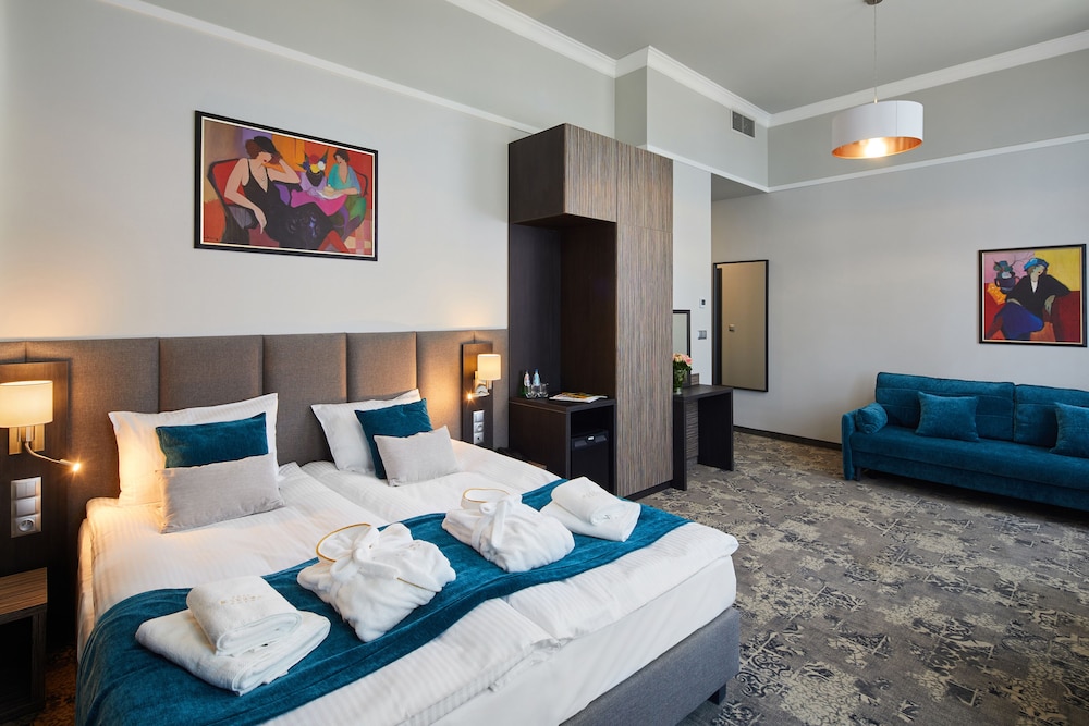 Hotel Estera 22/62