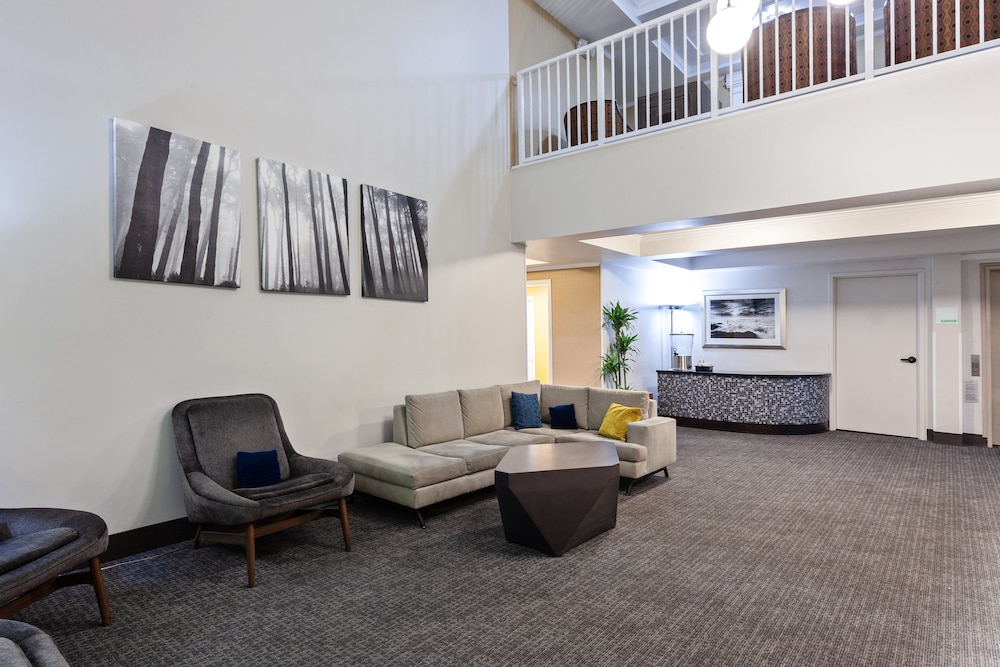 Holiday Inn San Mateo 40/65