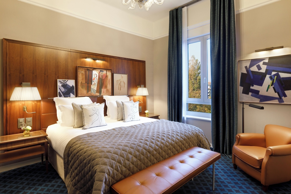 HOTEL BARRIERE LE WESTMINSTER 23/63