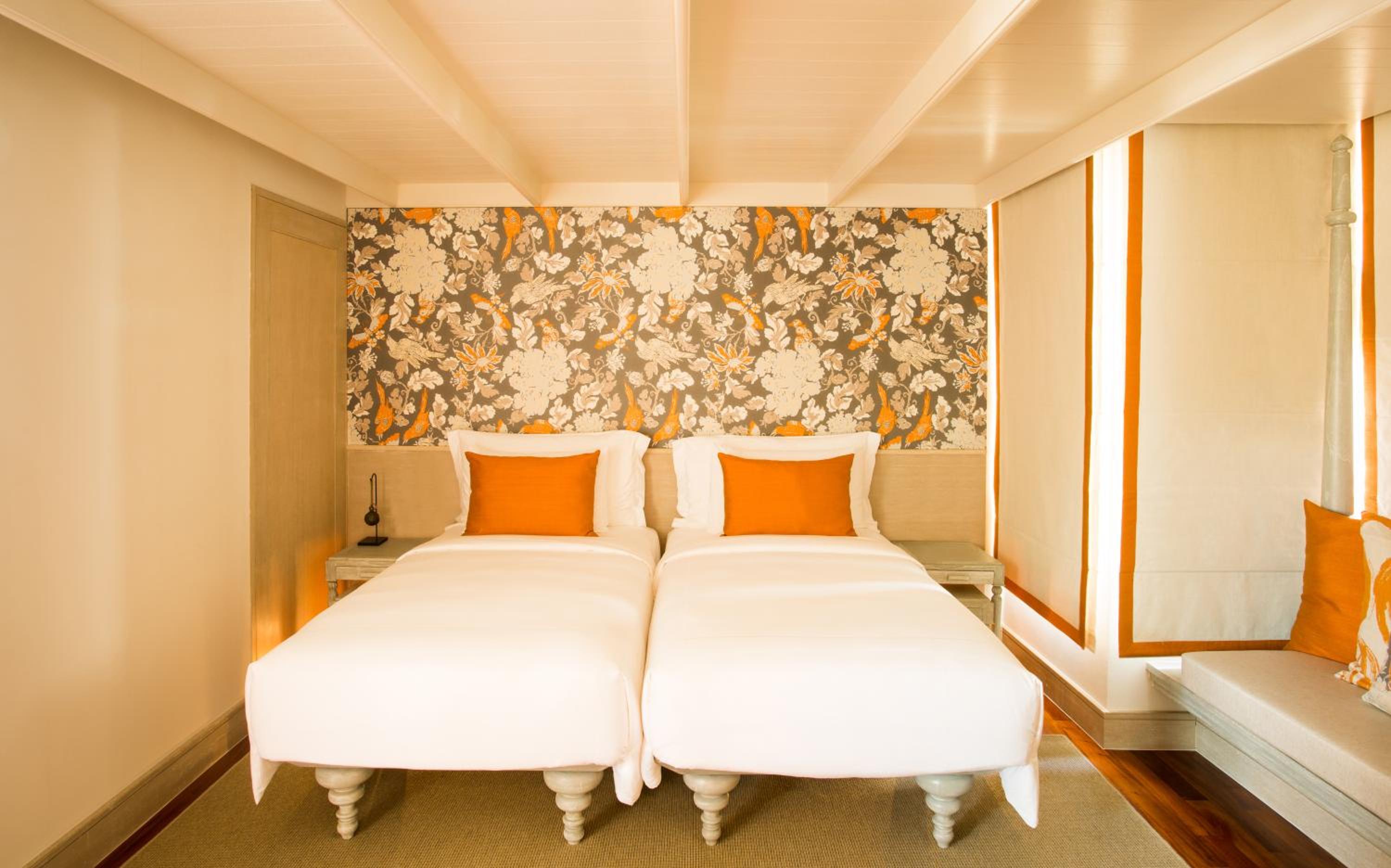 2 Bedrooms, Royal, Jim Thompson, Villa
