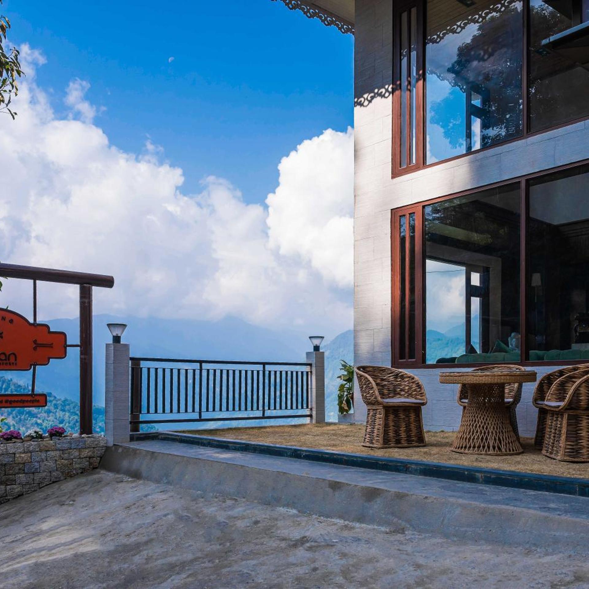 Udaan Hotel Pine Crest Pelling 39/43