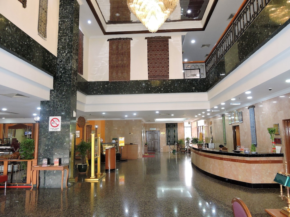 HOTEL GRAND CONTINENTAL KUCHING 16/89