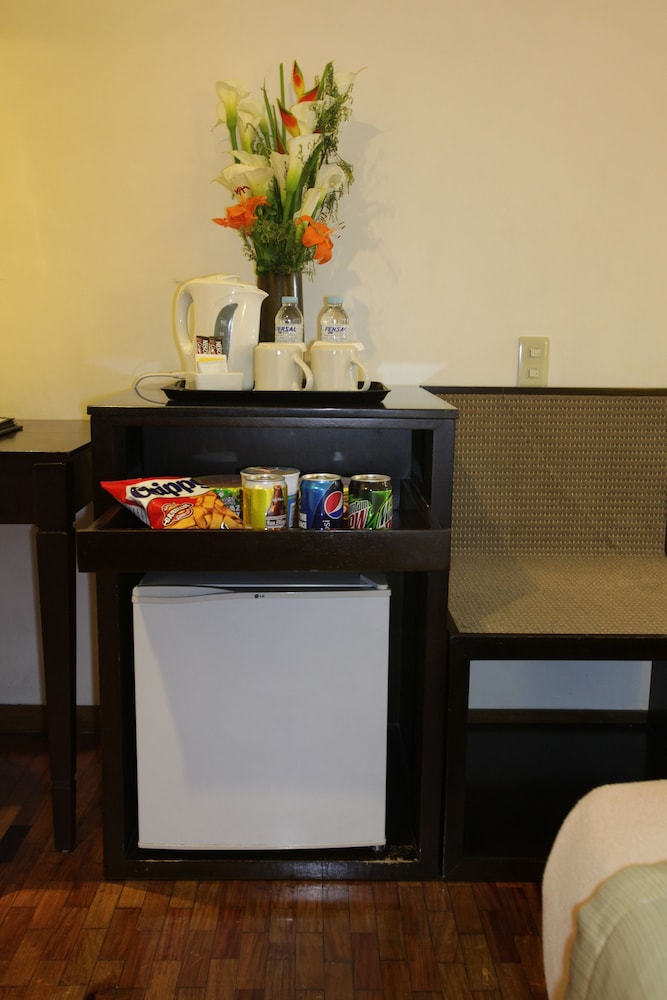 Fersal Hotel Kalayaan 11/63
