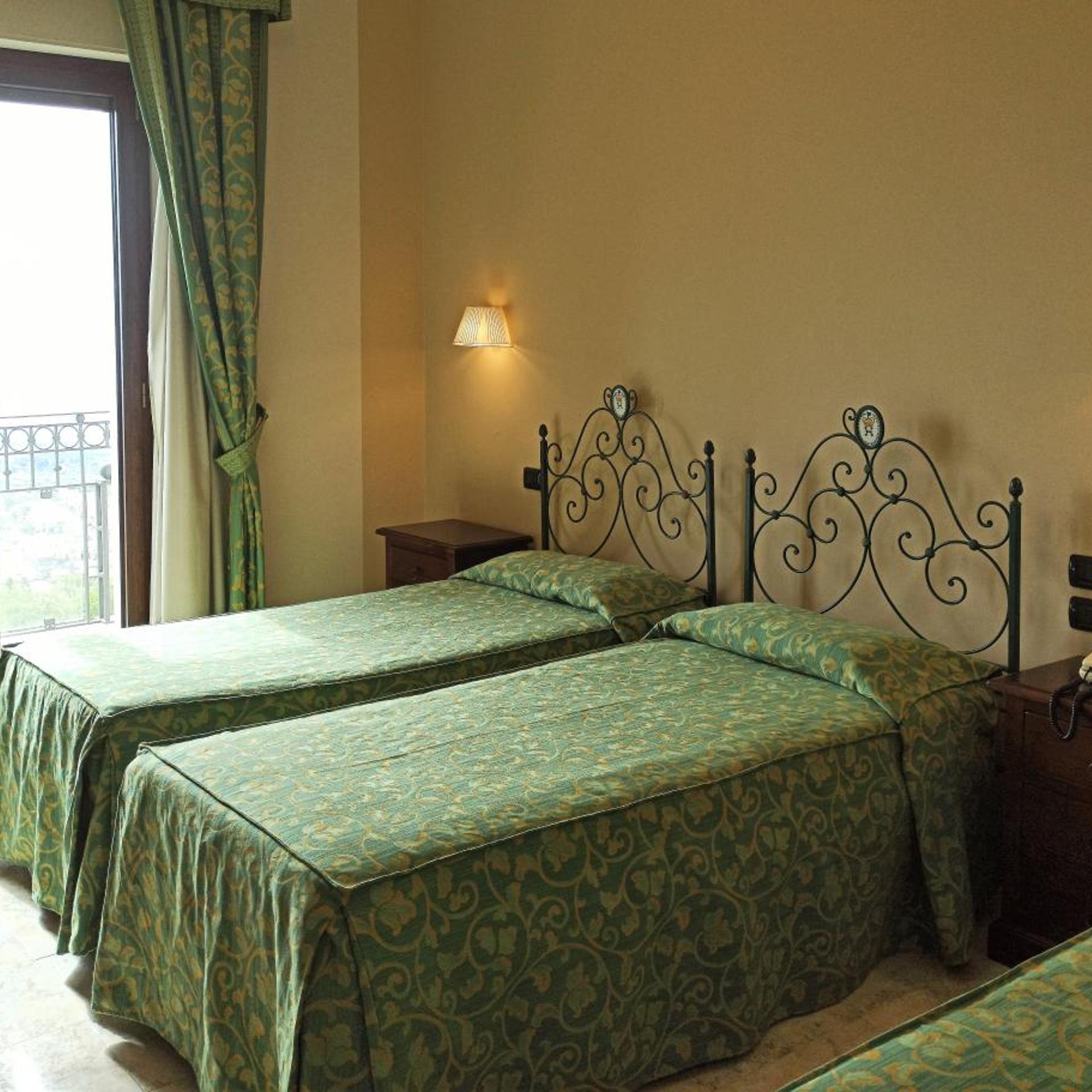 غرفة بسرير مزدوج، Hotel Primavera Dell'etna 3/6
