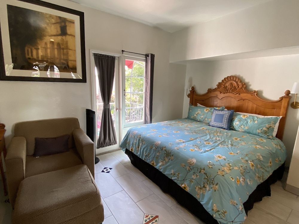 Villa Rosa Inn 24/78