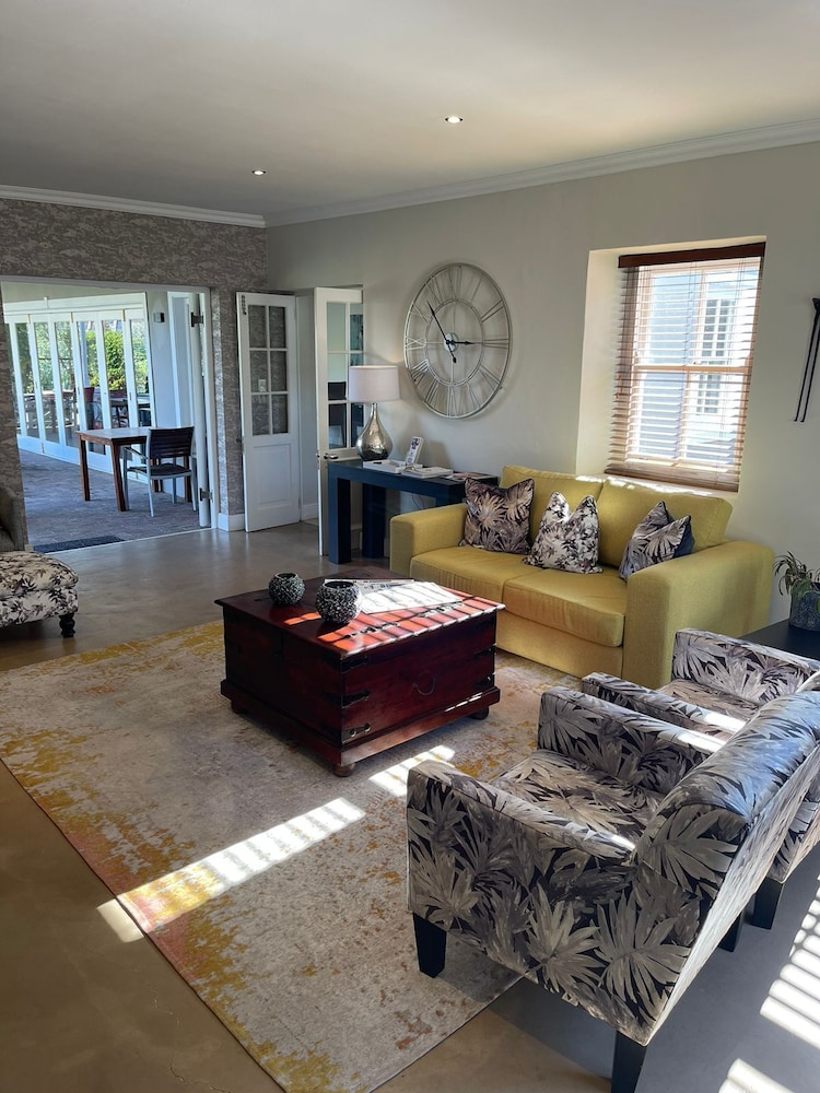 Plumwood Boutique Hotel 27/32