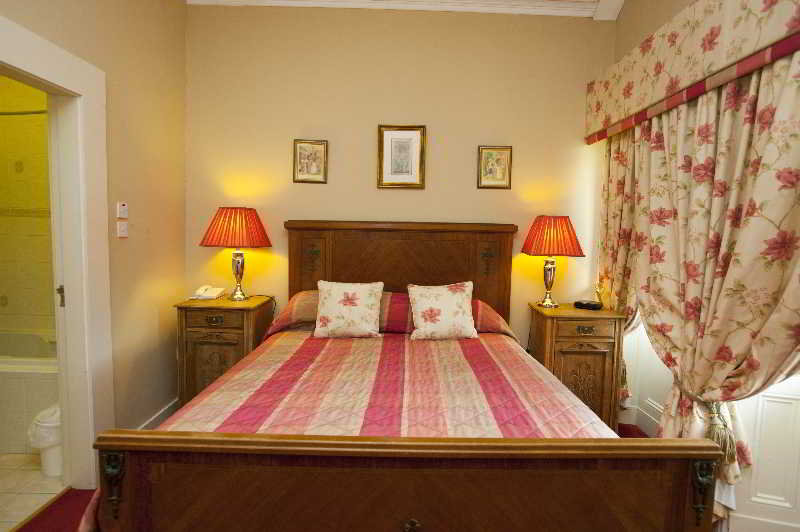 Ballyseede Castle 10/40