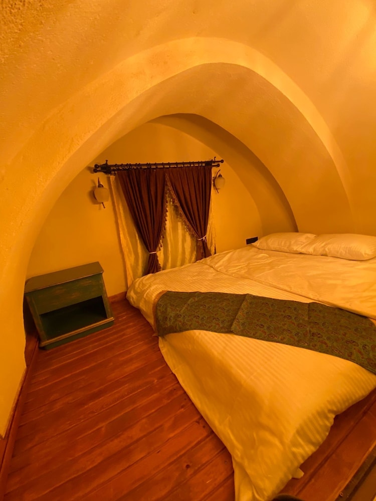 Ashabi Kehf Cappadocia House 16/38