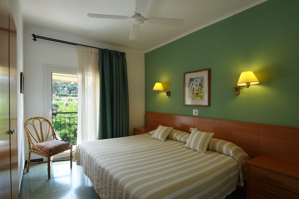 STANDARD, TWIN BEDS