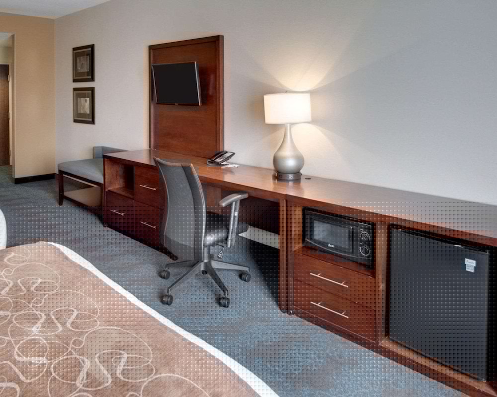 Comfort Suites Texarkana Arkansas 44/46
