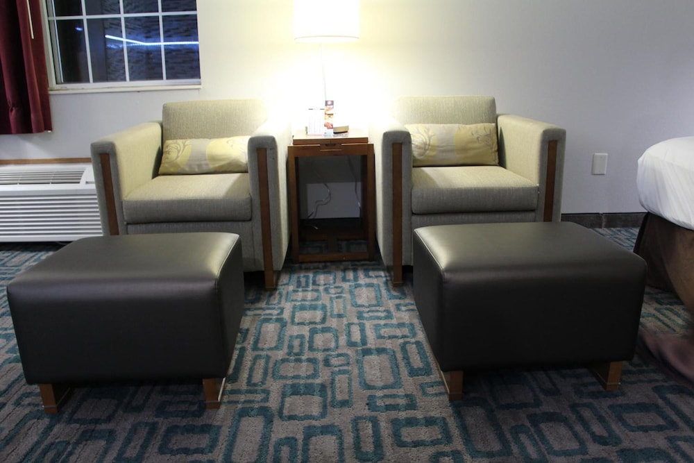 Westbridge Inn & Suites Carrollton 14/18