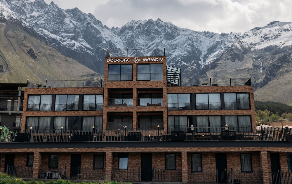 Hotel Memoir Kazbegi 3/50