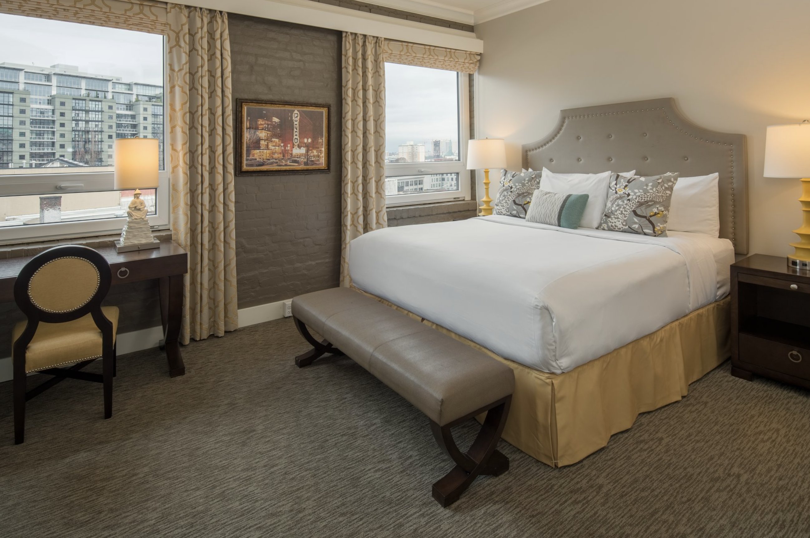 Mark Spencer Hotel 11/50