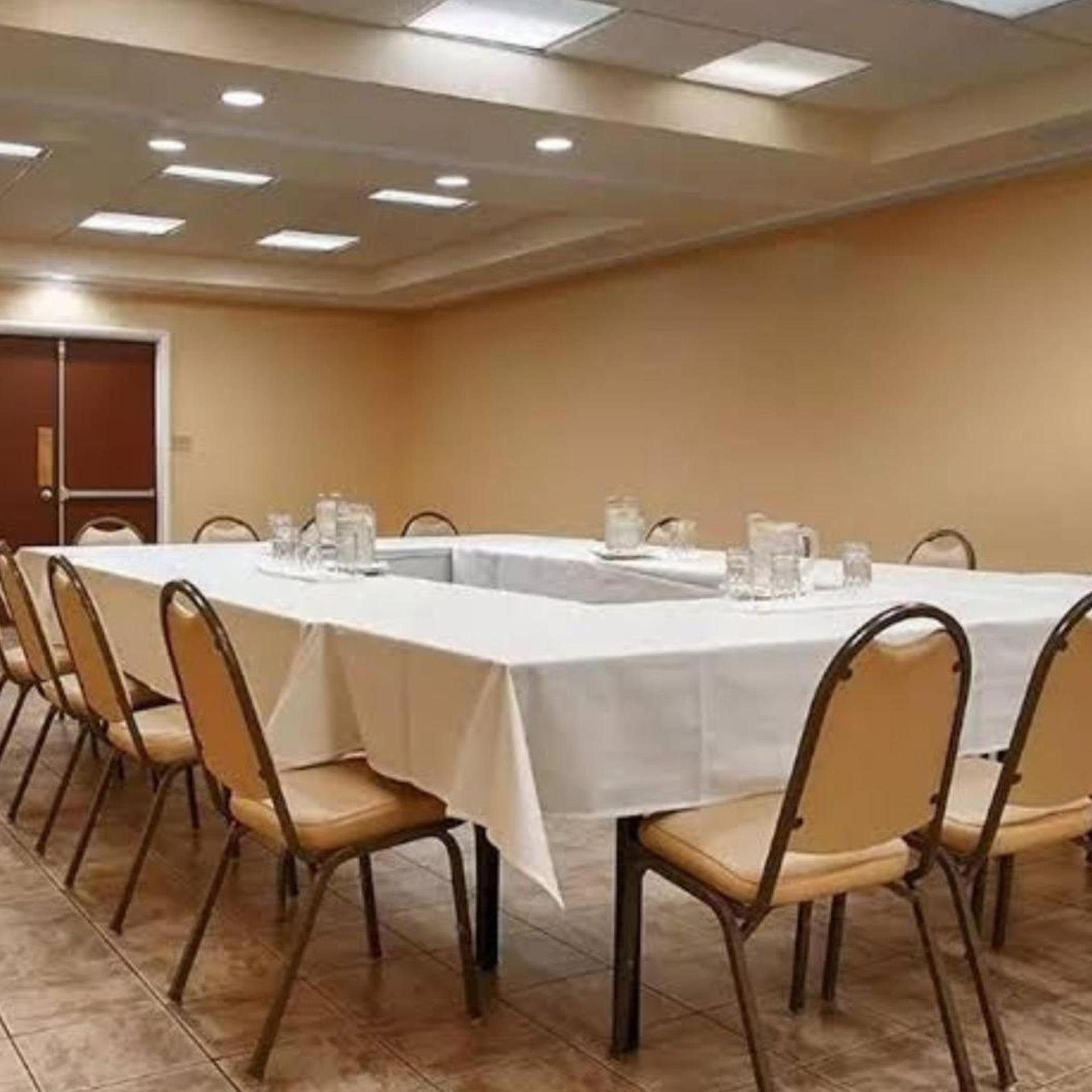 SureStay by Best Western Bakersfield Central 42/60