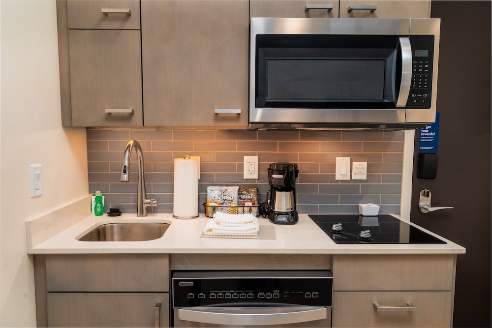 Hyatt House Nashville Franklin Cool Springs 28/38