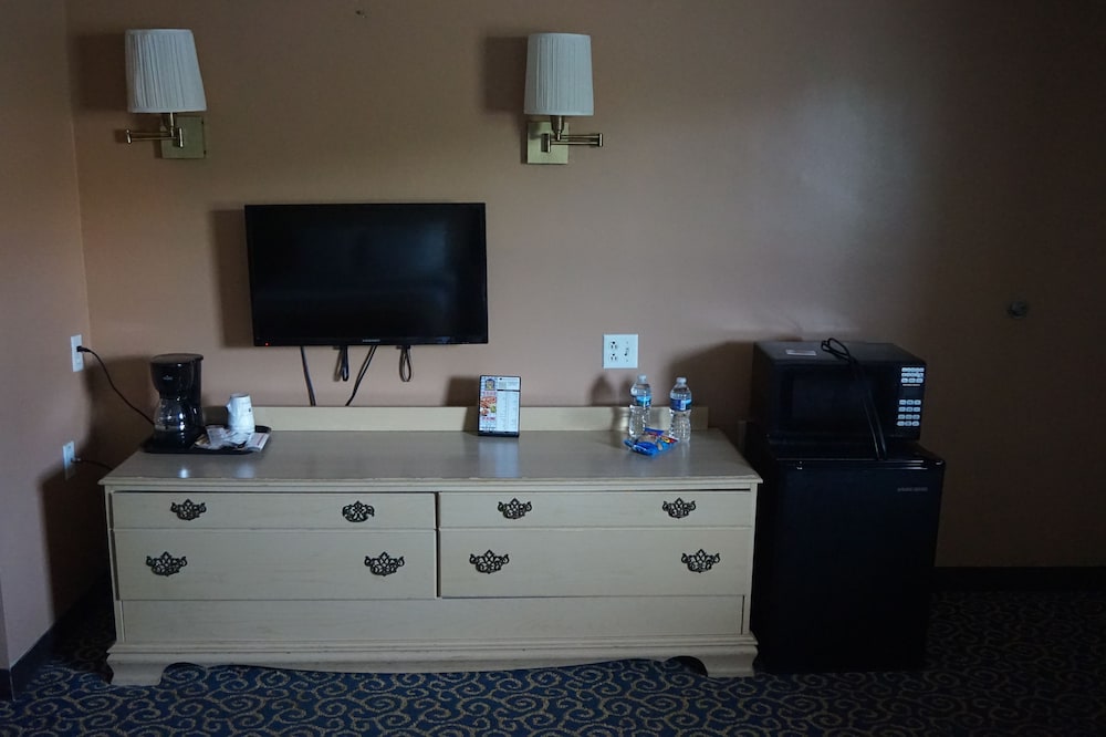 Bellevue Hotel & Suites 59/66