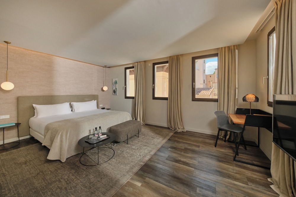 Boutique Hotel Sant Jaume 20/67