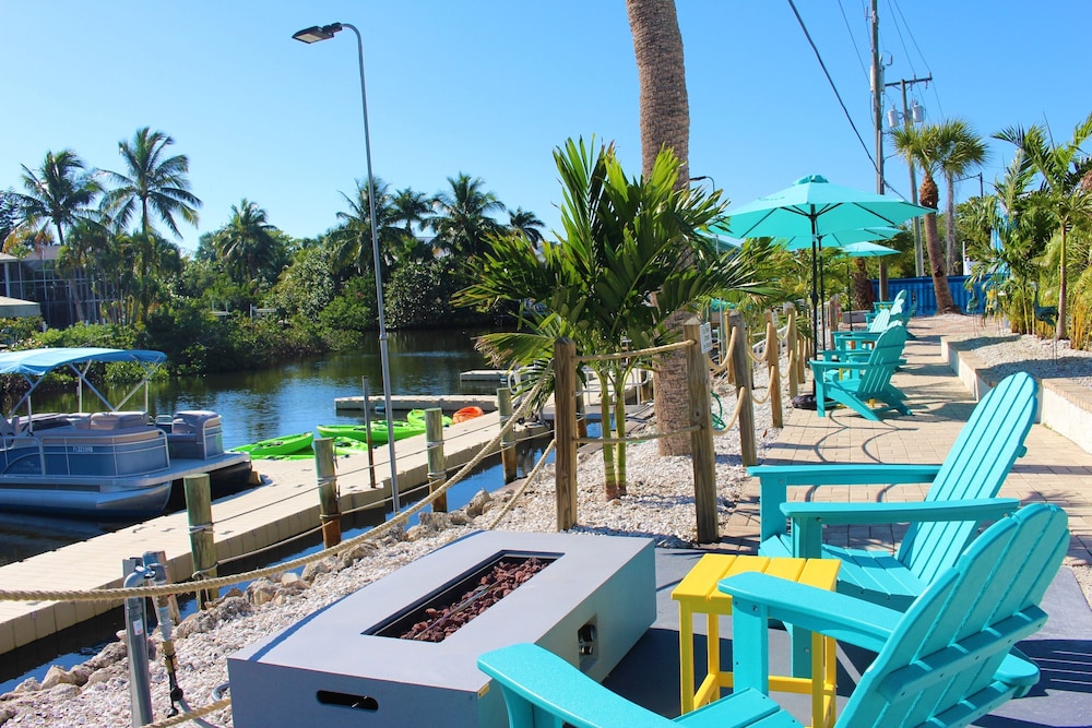 Latitude 26 Waterfront Resort & Marina 56/66