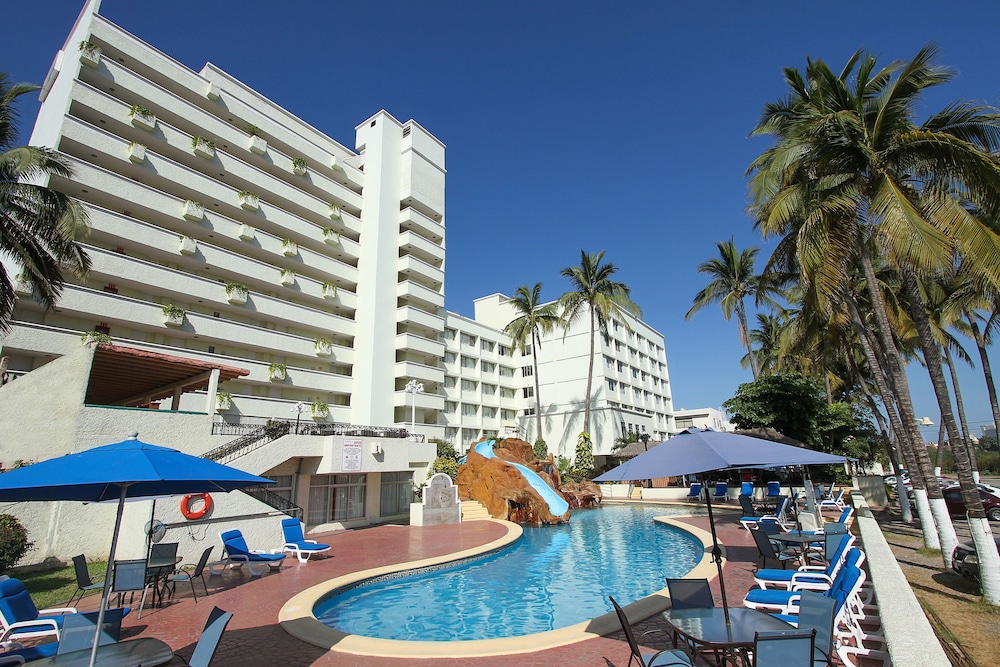 Don Pelayo Pacific Beach Hotel 63/69