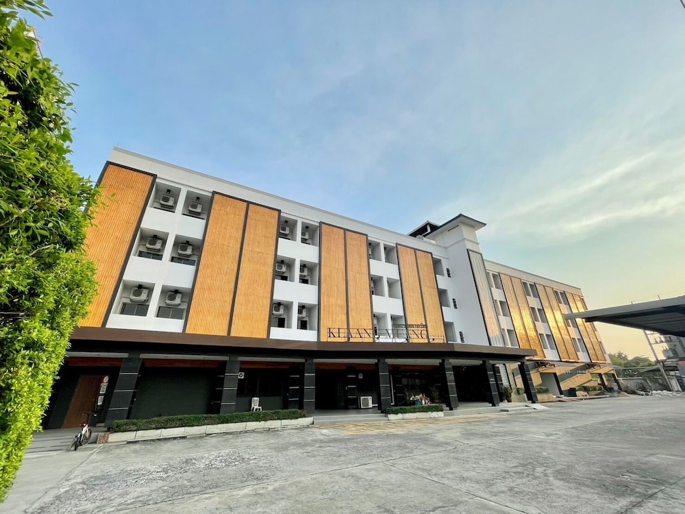 Klaang Muang Hotel Rayong 4/54