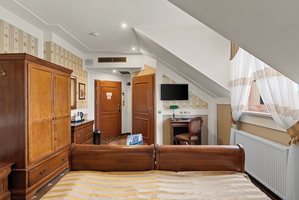 Hotel Diament Arsenal Palace Chorzow 9/50