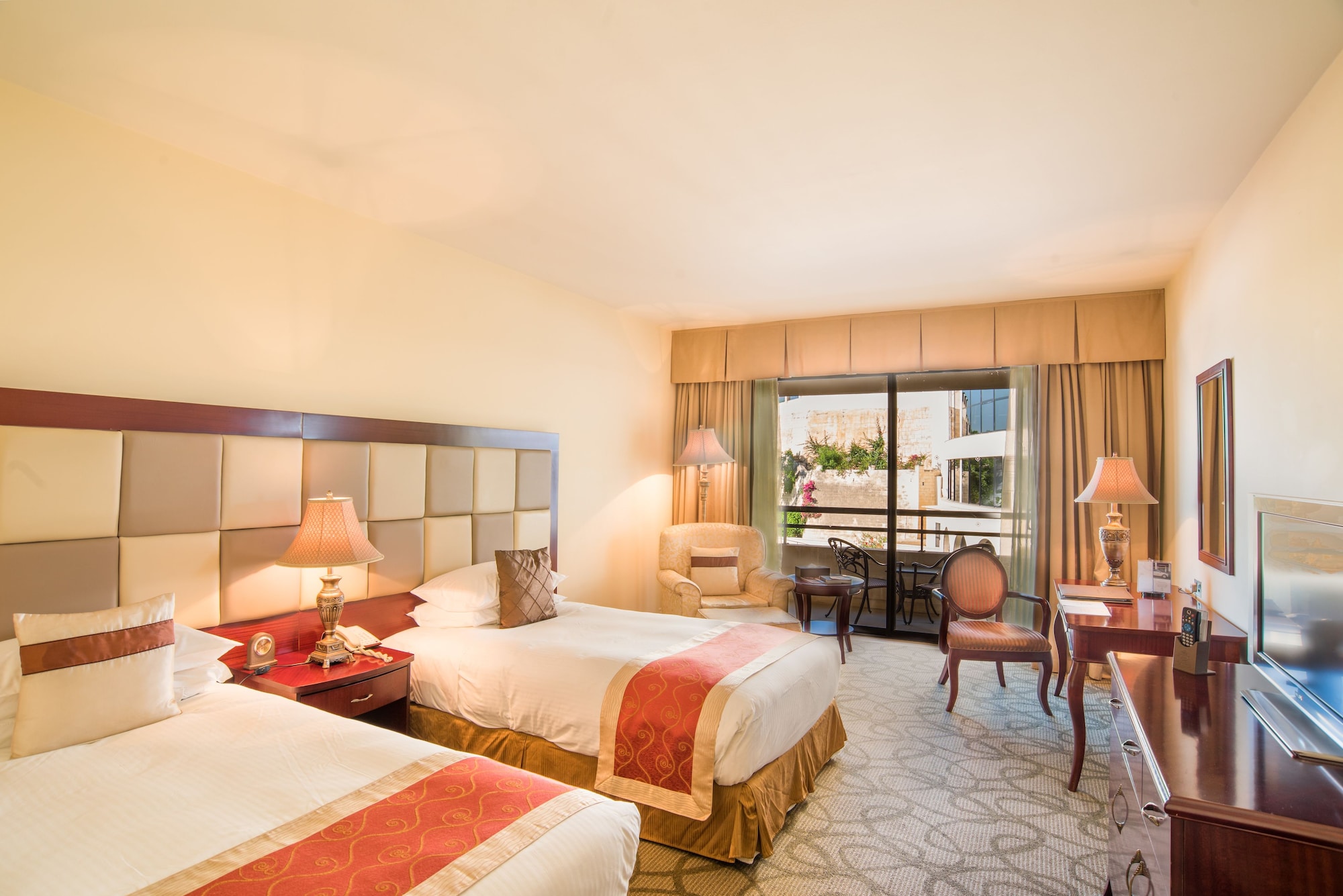 Inland, Superior, Deluxe, King Bed