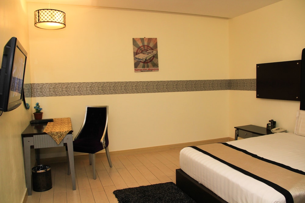 Shervinton Executive Boutique Hotel 12/60