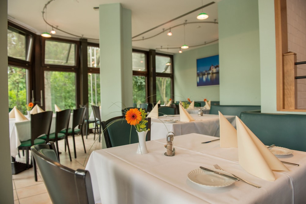Atrium im Park Hotel Regensburg 31/50