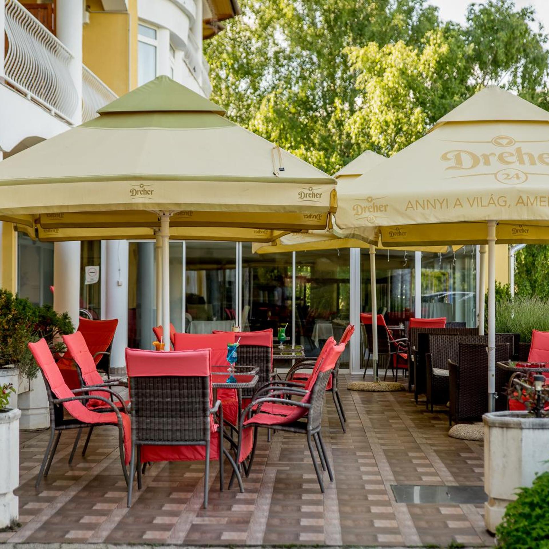Aphrodite Hotel 5/50
