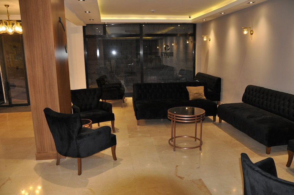 Nupera Hotel 40/51