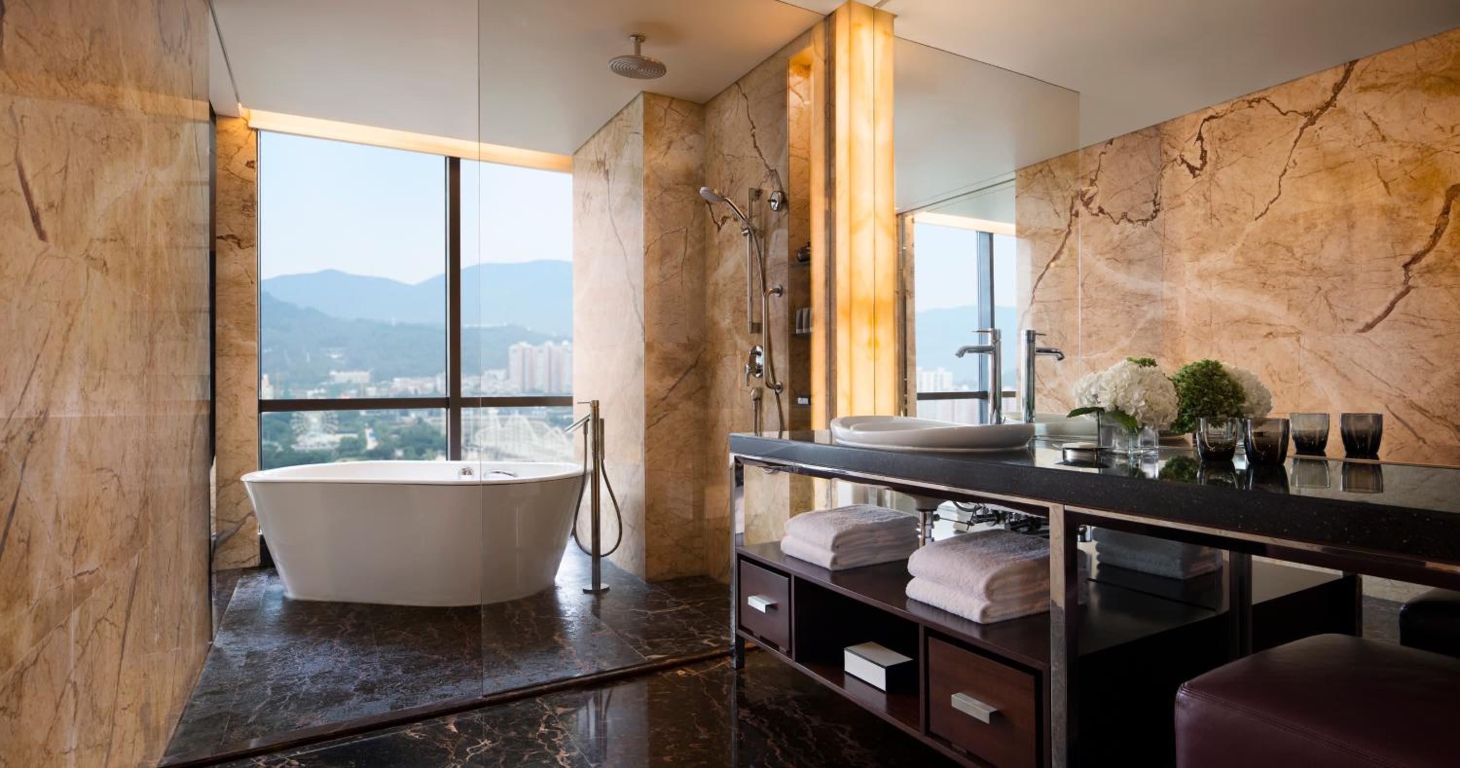 غرفة ديلوكس بسرير كينج في طابق مرتفع، Jw Marriott Hotel Shenzhen 7/9