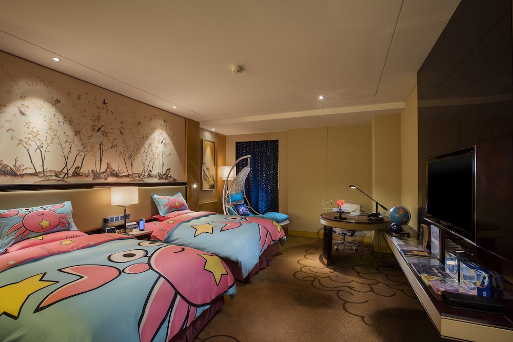 HILTON WUHAN RIVERSIDE 30/79