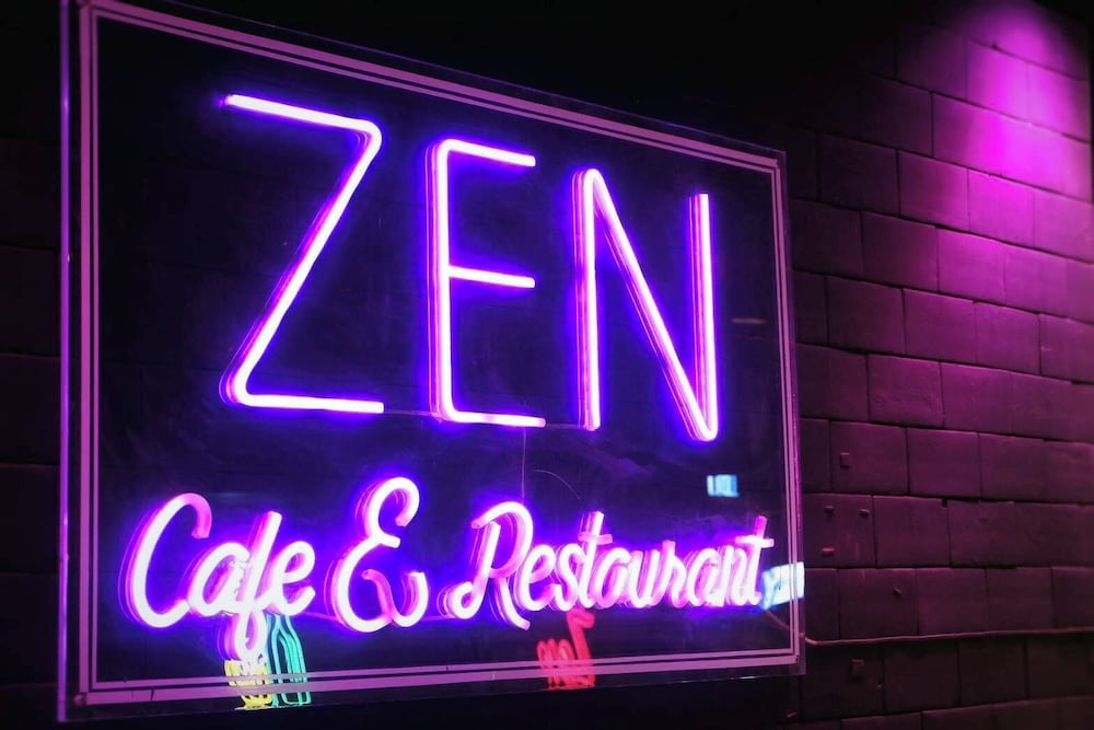 Thezen Hotel 16/19