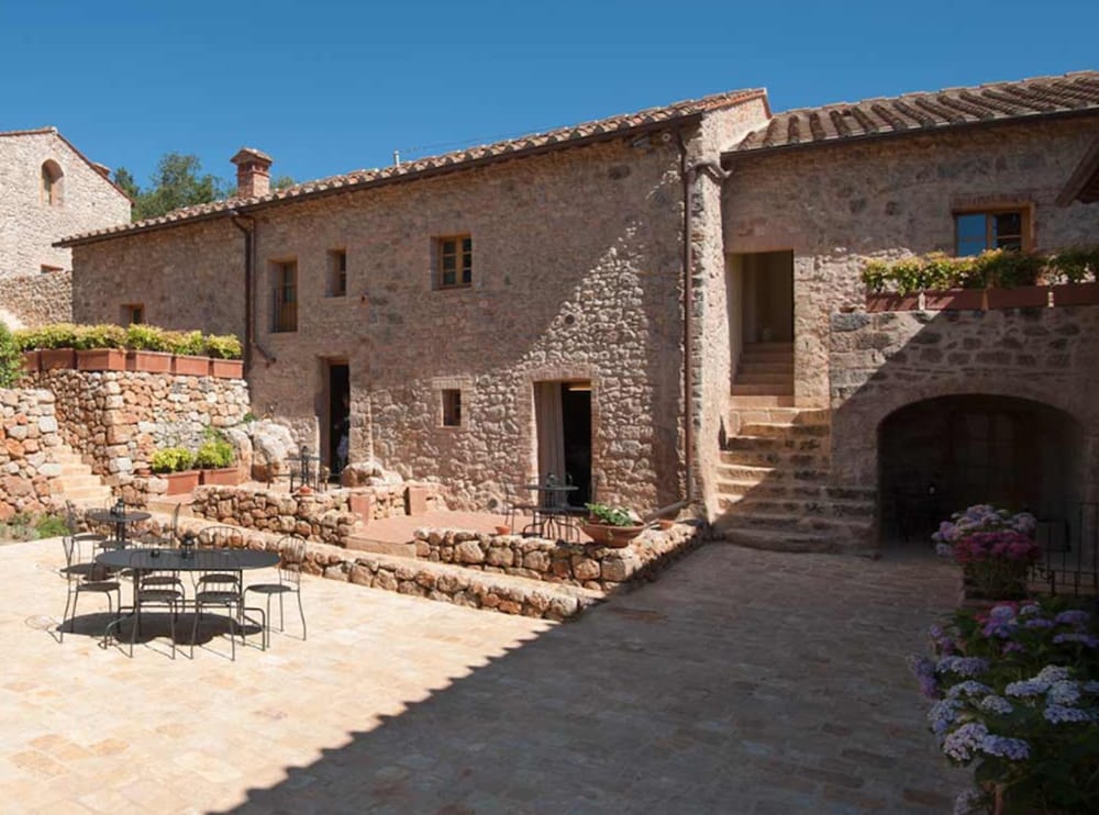 Relais La Costa - Dimora Storica 71/76