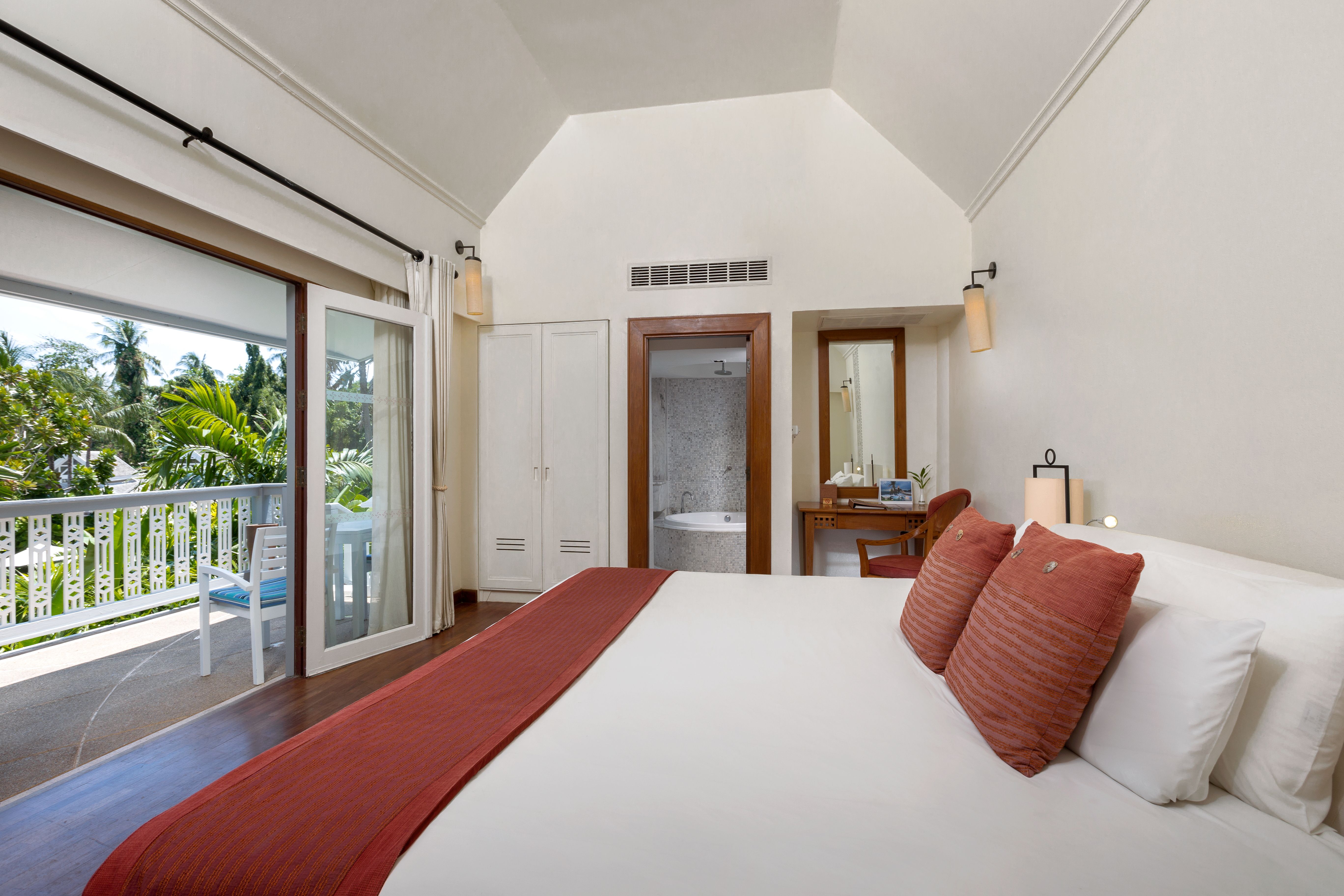 DELUXE, TWIN BEDS, OCEAN VIEW