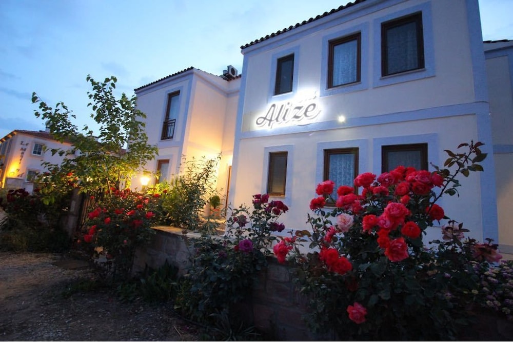 Alize Otel 4/46