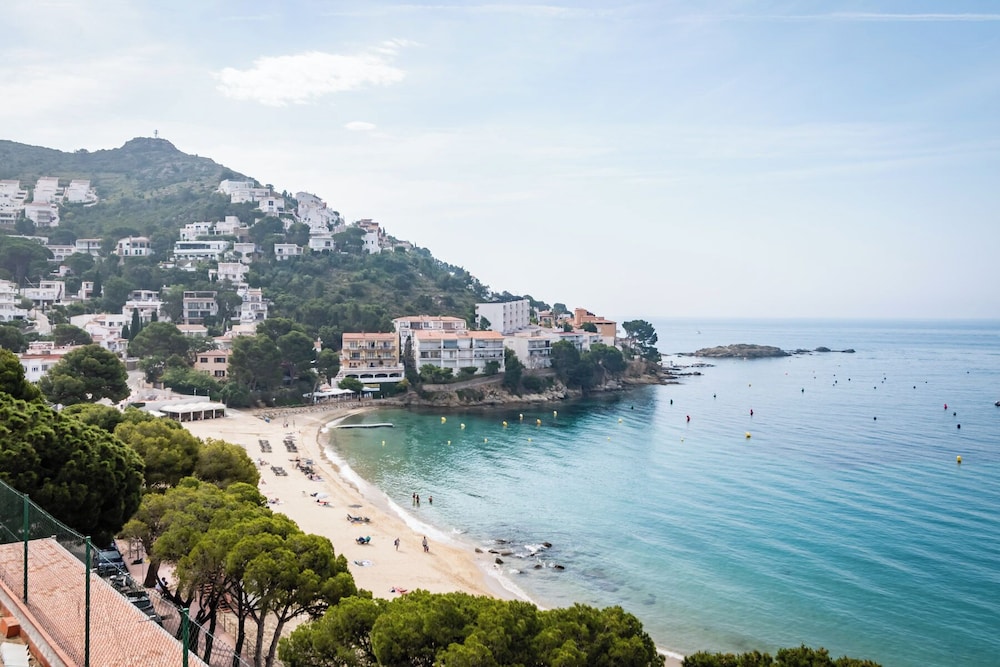 Hotel Canyelles Playa 41/48