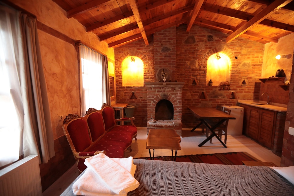 Kayserkaya Cottages & Camping 34/50