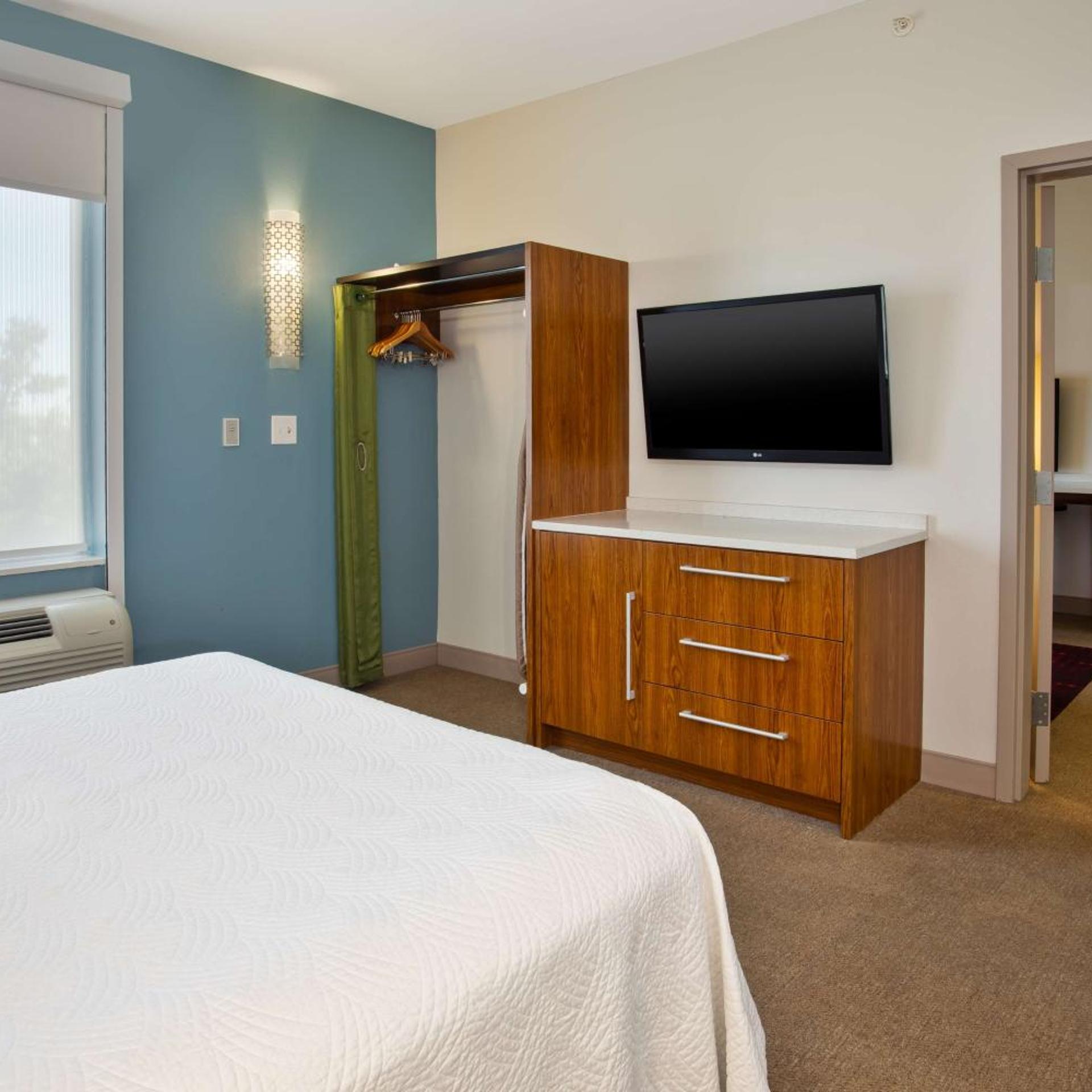 جناح بسرير كوين مع أريكة لذوي الإعاقة، Home2 Suites By Hilton Austin Cedar Park Tx 4/8