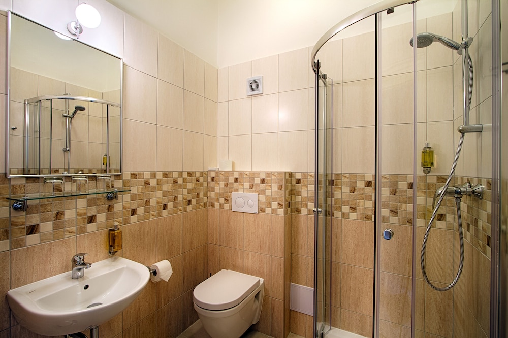 Taurus Hotel Prague 60/65