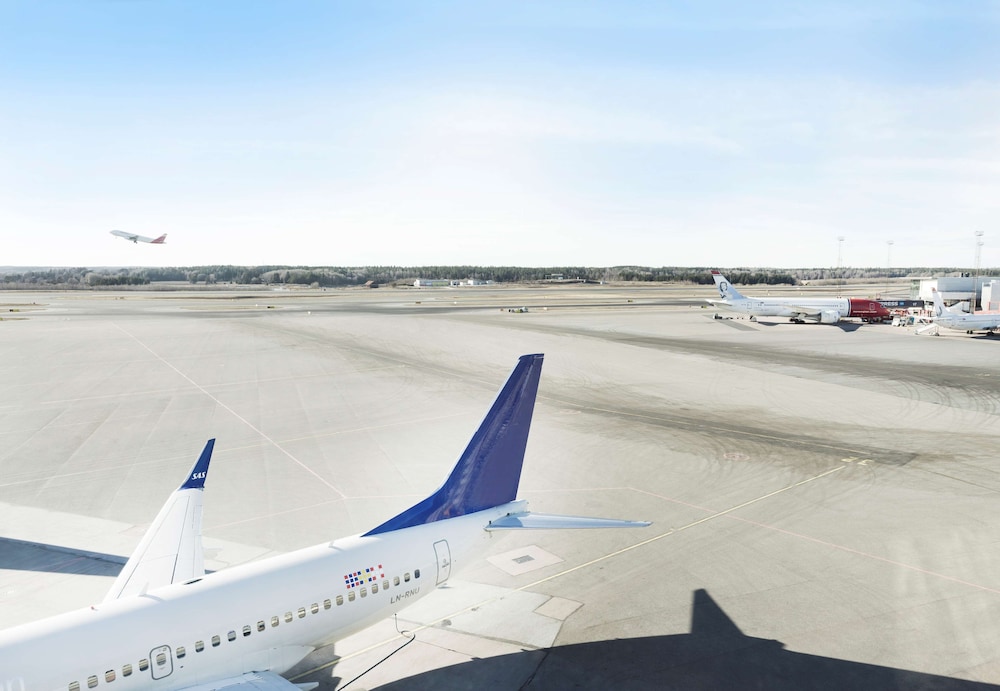 Radisson Blu Airport Terminal Hotel, Stockholm Arlanda Airport 48/50