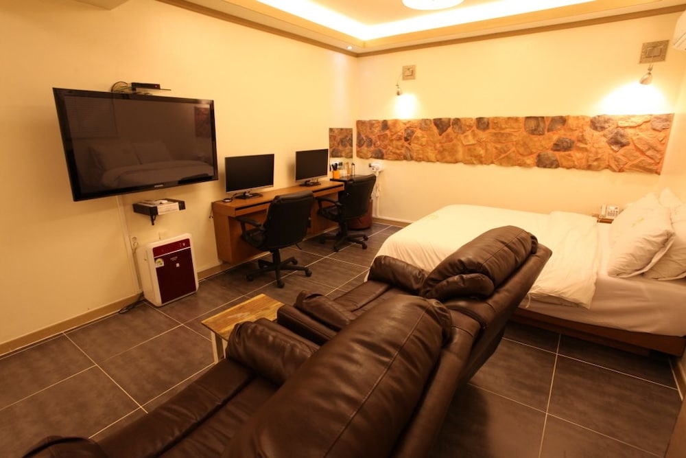 S-Petite Hotel 26/30