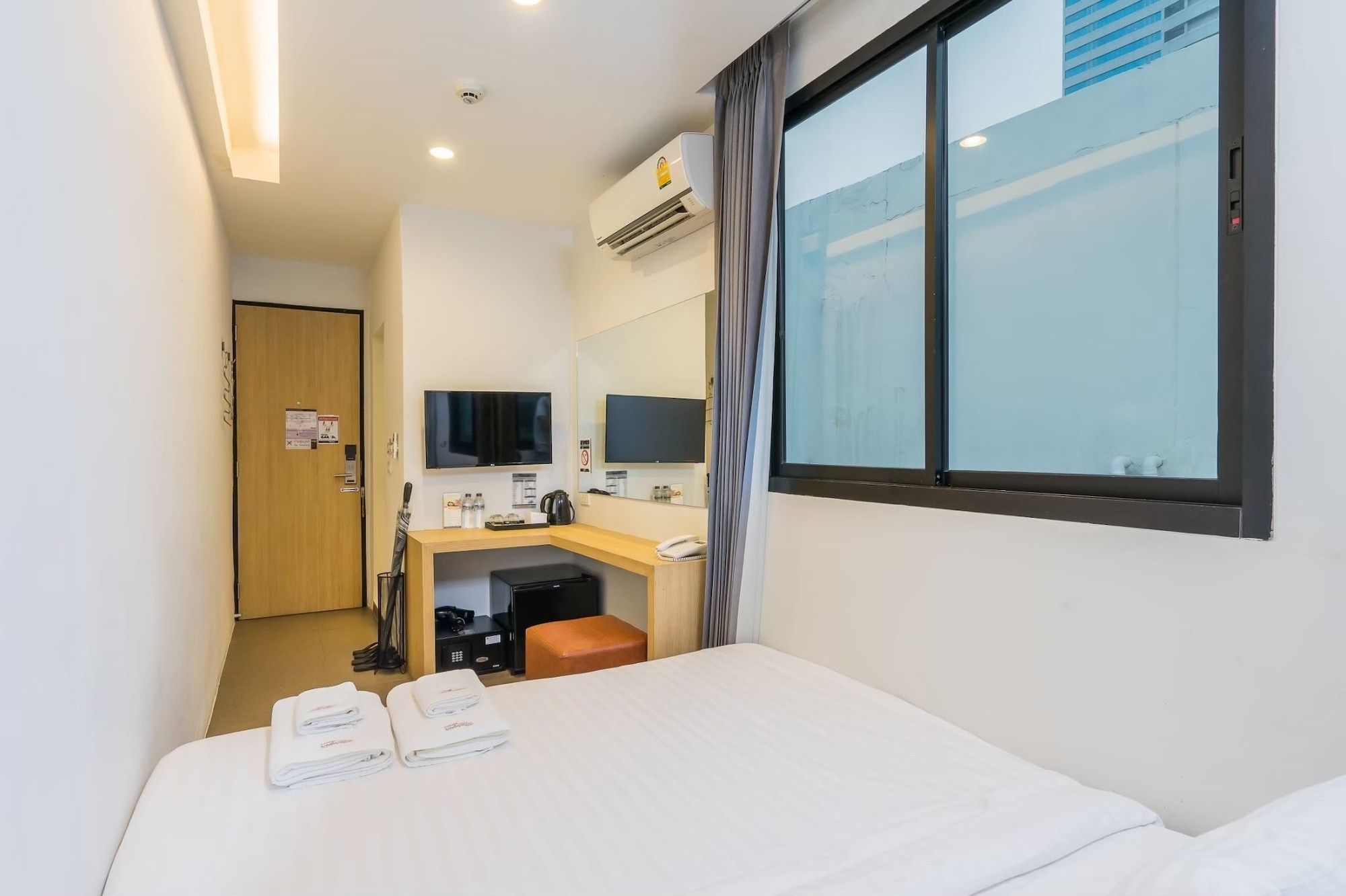SUPERIOR, DOUBLE BED